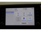 Bluetoothオーディオ対応しています。スマートフォンなどをカーオーディオへ無線で接続し、お気に入りの音楽を再生可能。