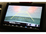 バックカメラが装備されており、後方の安全確認はもちろんのこと狭い場所での駐車や雨の日・夜間など視界の悪いコンディションでのストレスの軽減にもなります!