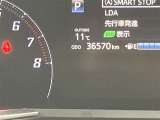 視認性の良いメ-タ-を採用しており、快適なドライブをサポ-トします♪