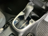 発進時から滑らかに加速する無段階変速のCVTはストップ&ゴーの多い街の中も快適です