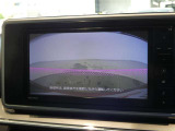 駐車も安心のバックモニターです。
