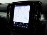 新型のOSはグーグルマップになるので音声で簡単に目的地を検索したりすることができるので非常に便利です!