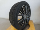 R4年式冬タイヤ195/50R19ブリヂストン製です。