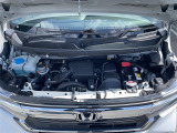 エンジンルームの画像です。店舗にて現車の確認もいただけますので、お電話で在庫のご確認の上是非ご来店くださいませ!!!ワクワクするクルマ選びをご提案します!