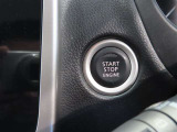スマートキー装備車なので、キーを取り出さなくてもエンジン始動が可能です。