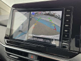 アラウンドビューモニターは車庫入れの強い味方となってくれます。上から車を見下ろすように視ることで、駐車場枠内にビシッと真っ直ぐ停めれます!☆一度使ったらわかって頂けます☆
