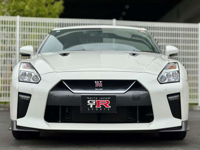 日産シルビア GT-R グリル ホワイト 日産 GT-R 3.8 ピュアエディション 4WD 全国対応1年保証付 MY17 NISMO