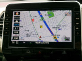純正メモリーナビ付き!今やナビは必需品と言っても過言ではありませんね!操作性も良く視認性に優れた純正品はオススメです!