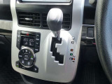 インパネシフトで、操作性・視認性もバッチリです。