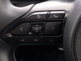 ステアリングスイッチ装備!運転しながら手元でオーディオの操作などができます。