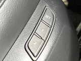 【メモリー機能付きパワーシート】ドライバーごとに設定したシート位置を記憶して、ボタン一つで切り替えできる便利な機能!運転する方が複数名いらっしゃるご家庭におすすめです♪