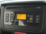 CDチューナーを装備しております。