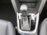 MTモード付です!MT感覚でシフトチェンジ出来ます。MT車が少なくなってきた現在に、面白さを取り入れた装備です。走る歓びを!