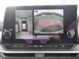 【アラウンドビューモニター】専用のカメラにより、上から見下ろしたような視点で360度クルマの周囲を確認することができます☆死角部分も確認しやすく、切り返しや駐車も安心して行えます。