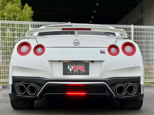 日産 GT-R 3.8 ピュアエディション 4WD 全国対応1年保証付 MY17 NISMO