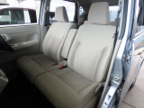 フロントシートも状態良好ですよ。大きな汚れもなく、安心です。座り心地もいいですよ。