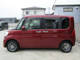 展示中古車は全て外装と内装のクリーニングを行っています♪