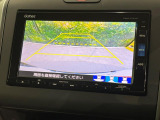 【バックカメラ】駐車時に後方がリアルタイム映像で確認できます。大型商業施設や立体駐車場での駐車時や、夜間のバック時に大活躍!運転スキルに関わらず、今や必須となった装備のひとつです!
