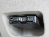 ETCも装備していますよ!ETC車載機を利用すると高速料金が割引に!!サイフにも優しい装備ですね♪