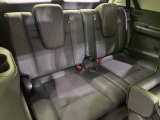 3列目シートはもちろん状態良好☆大人でもゆったりと座って頂けますので、大人数でのお出かけもラクラクです♪ご家族で、気の知れた仲間で、ドライブに行くのが楽しみですね♪