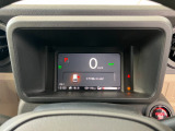 ホンダセンシング装着車となっております。衝突軽減ブレーキ、誤発進抑制機能、歩行者事故低減ステアリング、路外逸脱抑制機能、アダプティブクルーズコントロール、車線維持支援システム他、安全運転を幅広く支援。