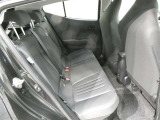 ゆとりある広々とした車内空間は、ドライブを始め買い物やレジャーなど、幅広く活躍します。一人でもみんなとでもお出かけを楽しみましょう!