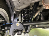 お車を安心してお乗りいただく為には、足回りの定期点検が欠かせません。サービスサポート(有償保証)では無料点検もご提供しており、安心のカーライフをお過ごしいただけるサポート体制が整っています。