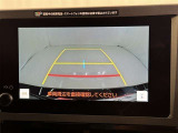 バックモニター付なので後退時に後方が見えるので安心。 車は構造上、死角がたくさんなので万が一を考えると必須ですね。 あくまで補助の為の装備、バックは目視で確認する事が重要ですよ。