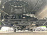 下回りの状態です。錆が少ない車です。