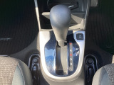 発進時から滑らかに加速する無段階変速のCVTはストップ&ゴーの多い街の中も快適です