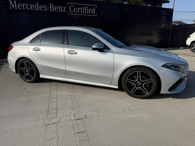 Aクラスセダン A200d AMGラインパッケージ 