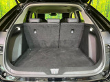 普段のお買い物や通勤、送迎等に十分な荷室スペースを確保しております。セカンドシートを倒すと、大きな荷物の積載も可能です♪