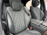 運転席・ダイヤモンドステッチナッパーレザーシート・シートベンチレーション(Hot&Cool)・メモリー付きパワーシート・リラクゼーションシート。