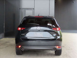 リヤゲートはワンプッシュで開閉可能な電動リアゲート 両手が荷物で使えにくくても楽に開閉出来る優れた機能です。運転席からも操作可能です★☆★☆