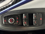 【パワーウインドウ】運転席のスイッチで、各席の窓ガラスの開閉ができます!あると便利ですよね!