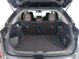広々としたラゲージスペースを備えています。大きなものや長さのある荷物もしっかりと積み込めます。