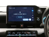 10.5型ディスプレイオーディオを装備。スマホとクルマをつなぐことで、これまでのナビに加えて、いろんなサービスが楽しめます。