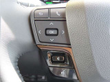 ブルートゥースに接続すれば、スマホに入れている音楽が聞けたり運転中に電話がかかってきてしまった場合もハンドルから電話を取ることができます!