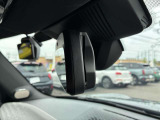 ITSスポット対応ETC車載器システム内蔵自動防眩ルームミラーが付いております。