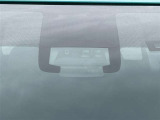 衝突被害軽減ブレーキに加えて、踏み間違い事故防止をサポート!詳しくは販売店スタッフまでおたずねください。