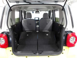 リヤシートを両方倒せば大きな荷物も車載可能です♪