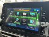 様々なオーディオソースがございます。運転中に好きな音楽を聴くことが可能です。