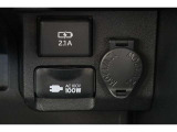■AC100V電源■ 車の中で、コンセントが使えます。便利ですね。
