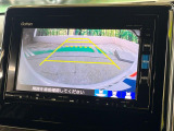 【バックカメラ】駐車時に後方がリアルタイム映像で確認できます。大型商業施設や立体駐車場での駐車時や、夜間のバック時に大活躍!運転スキルに関わらず、今や必須となった装備のひとつです!
