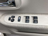 パワーウィンドウ付き☆運転席で全部の窓を開閉することが可能!!快適にドライブをお楽しみいただけます☆