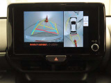 後方の見える安心をお届けするバックガイドモニター付:バックするときのアシストラインもあって楽々バック!車庫入れや縦列駐車をサポートし、苦手な駐車も安心です!今やもう手放せない装備ですネ♪