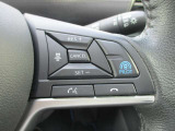 プロパイロット、高速道路でのドライバーの負担を軽減し、アクセル、ブレーキ、ハンドルの操作をクルマがアシスト。長距離移動のドライバーの疲労が軽減されます。快適な高速ドライブが楽しめます。