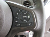 Hondaセンシングの機能のひとつ、アダプティブクルーズコントロール付!アクセルから足を離しても設定したスピードと前車との車間を保ち走行してくれます!車線維持もアシスト☆高速道路で疲労軽減ですね☆