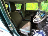 運転席シート廻りは使用感も少なく、良好な状態となっています。丁寧に使われていたことがよくわかりますね。