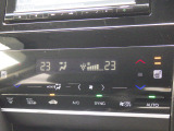 オートエアコンなら、季節や気温に合わせて車内をいつも快適に。操作も簡単で、自動調整があなたの心地よさをしっかりサポートします!